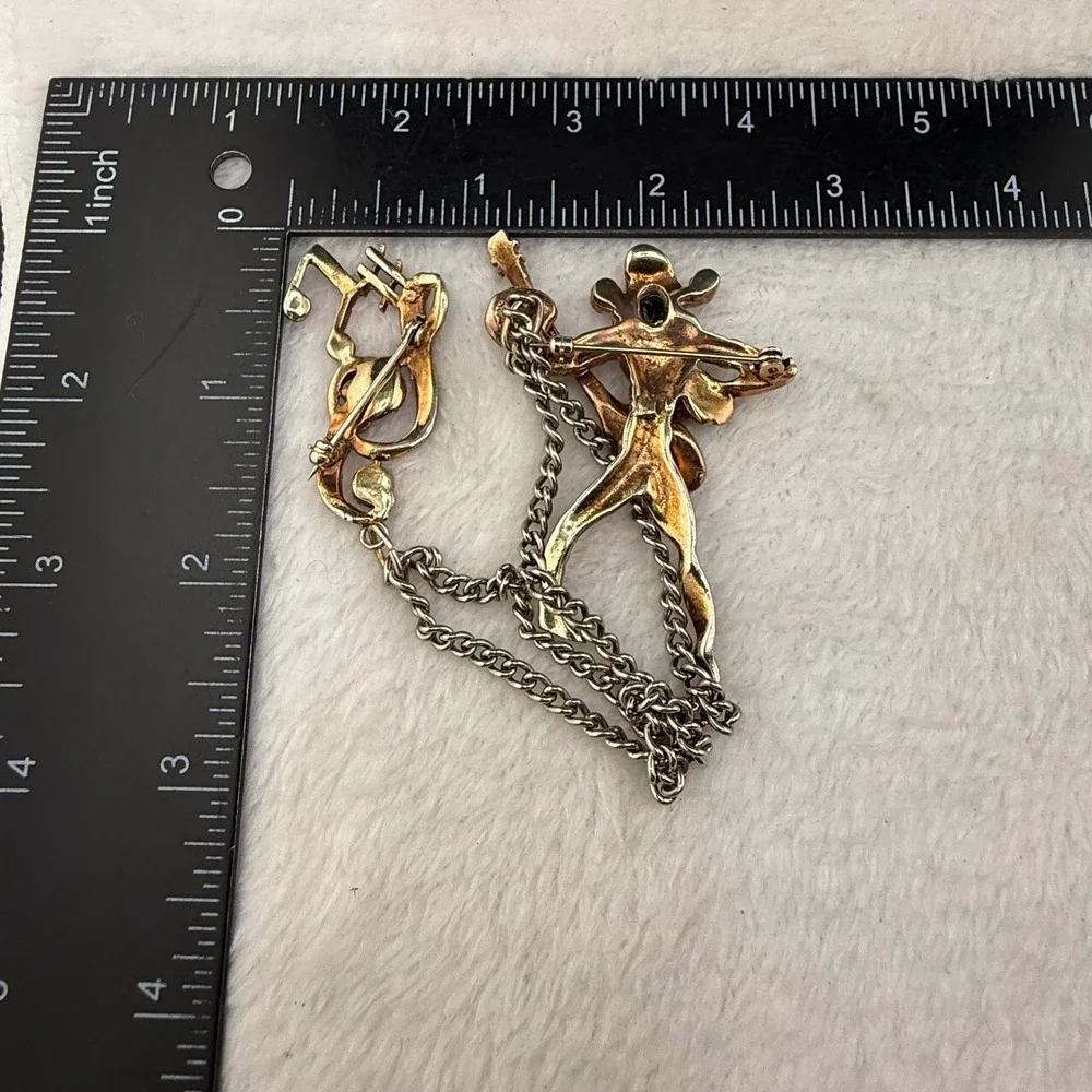 Vintage Chatelaine Brooch Mandle? Musician Gold Tone Rhinestone Music Note